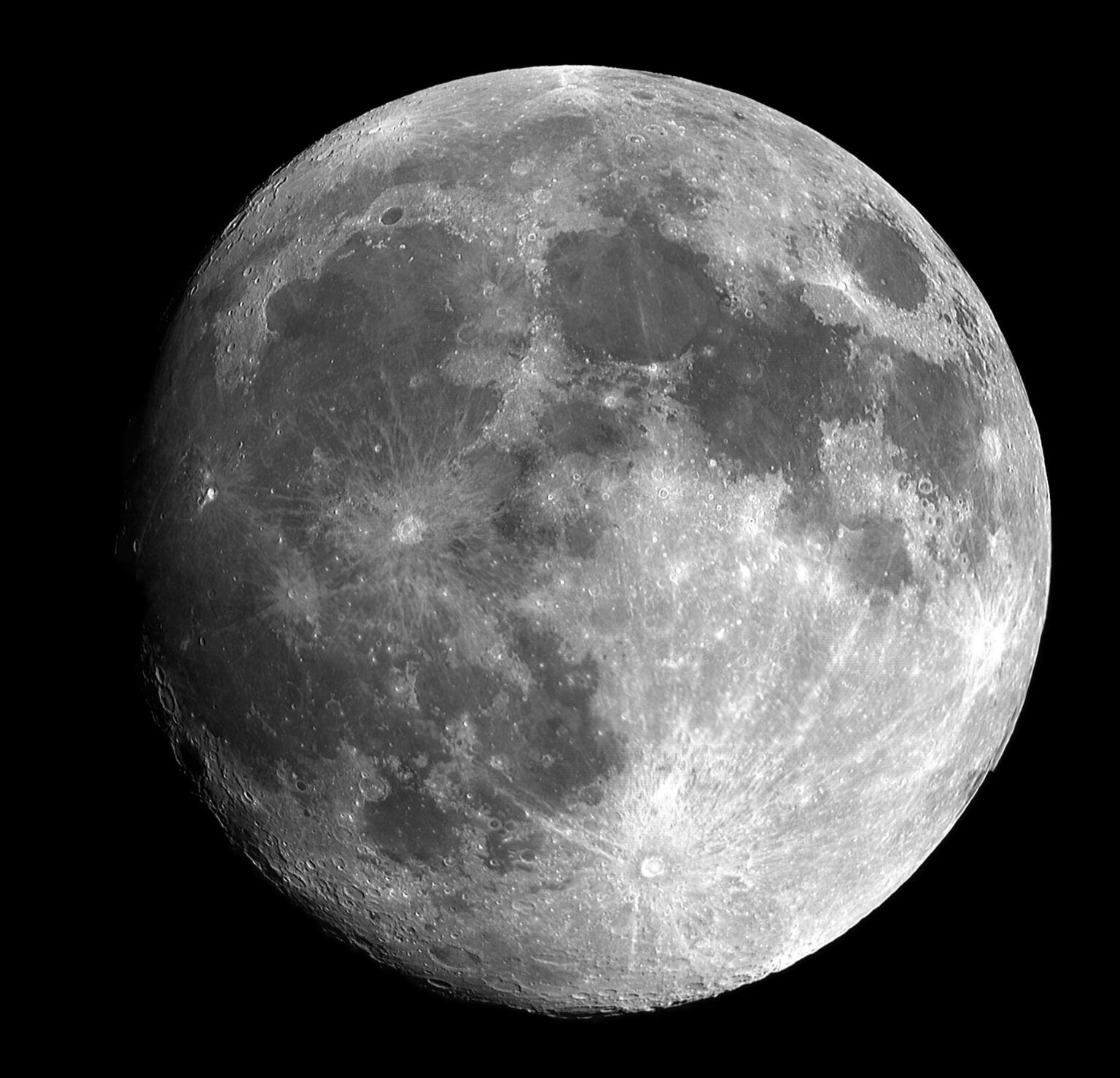 What Are The Colors Of The Moon? Hidden Hues Revealed